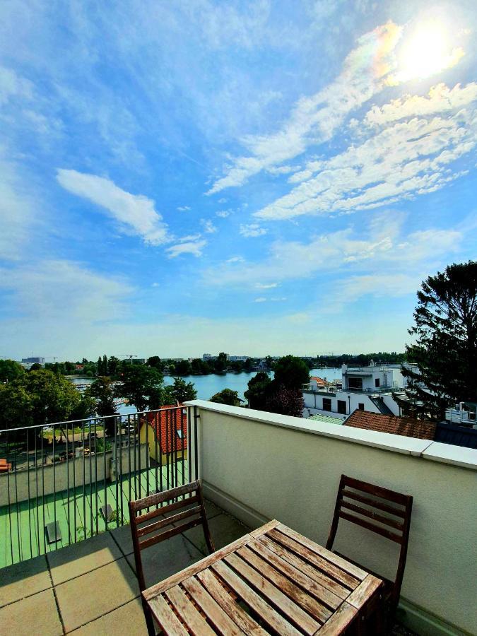 Near Lake Two Bedroom Fully Furnished Apartment Βιέννη Εξωτερικό φωτογραφία
